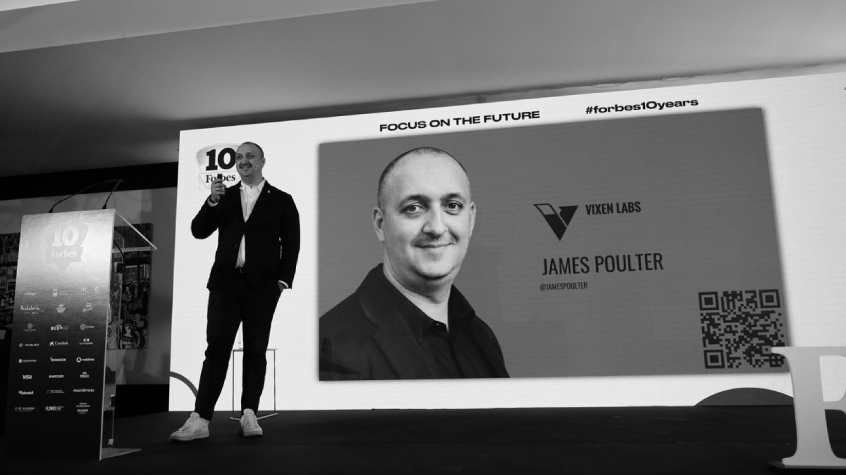 Vídeo | La Masteclass de James Poulter del Forbes 10 Málaga completa