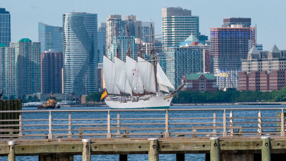las-mejores-im-genes-del-juan-sebasti-n-elcano-en-nueva-york-forbes