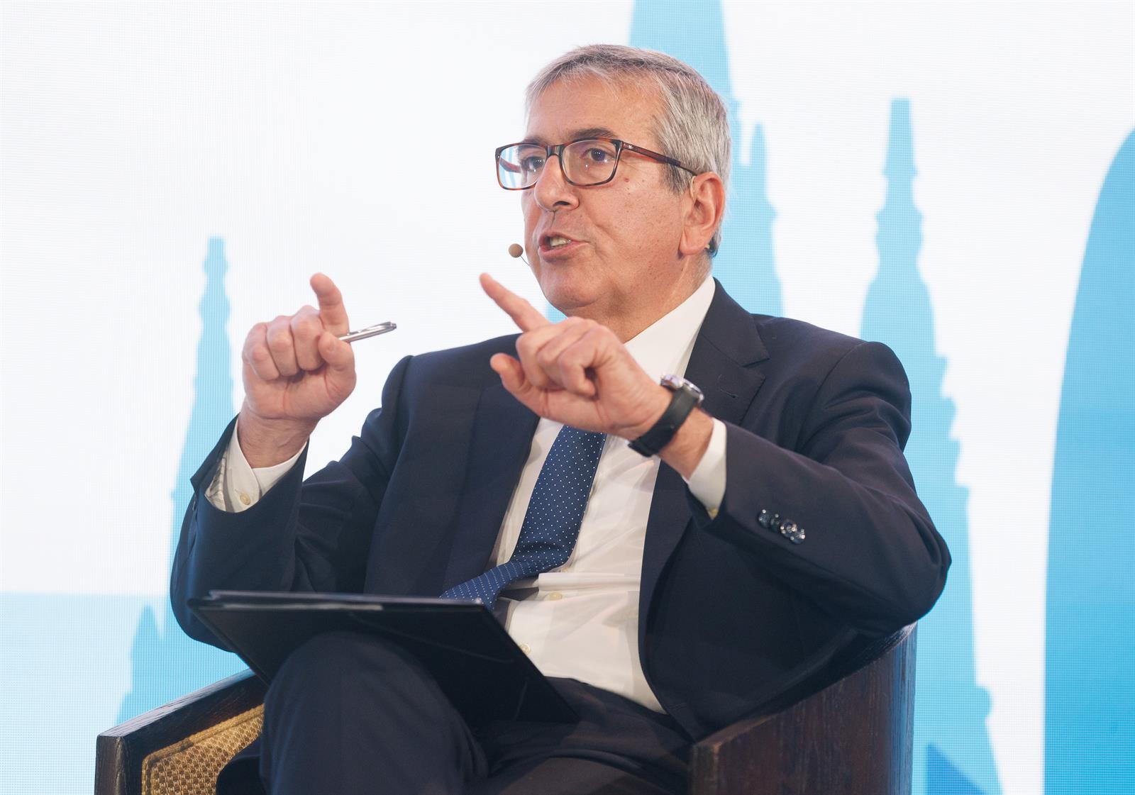 El presidente del ICO destaca la «buena forma» de las finanzas sostenibles