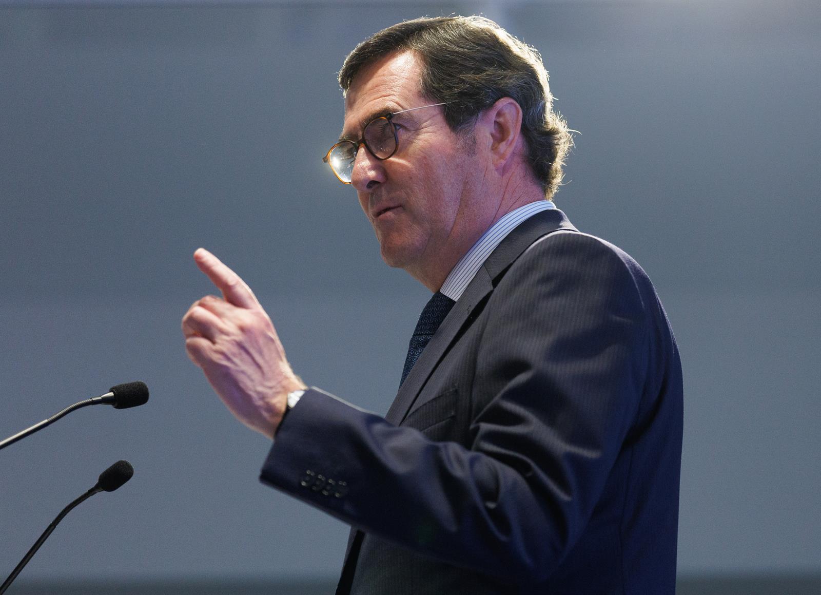 CEOE prevé que la inflación seguirá moderándose, con repuntes puntuales en la segunda parte del año