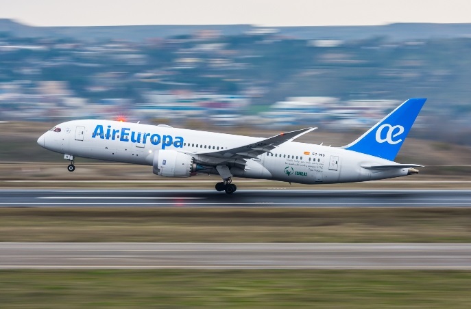 Air Europa alcanza un preacuerdo con sus pilotos tras meses de huelgas y conflictos legales