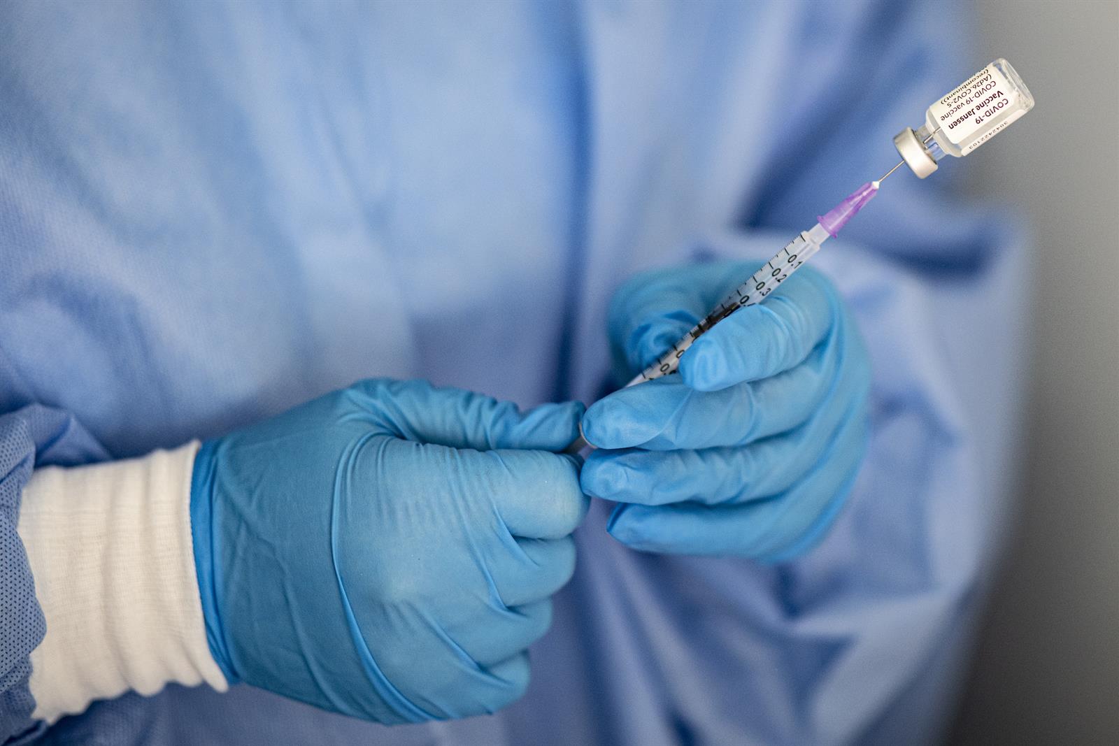 Johnson & Johnson ganó 4.592 millones de euros en el segundo trimestre, un 6,9% más