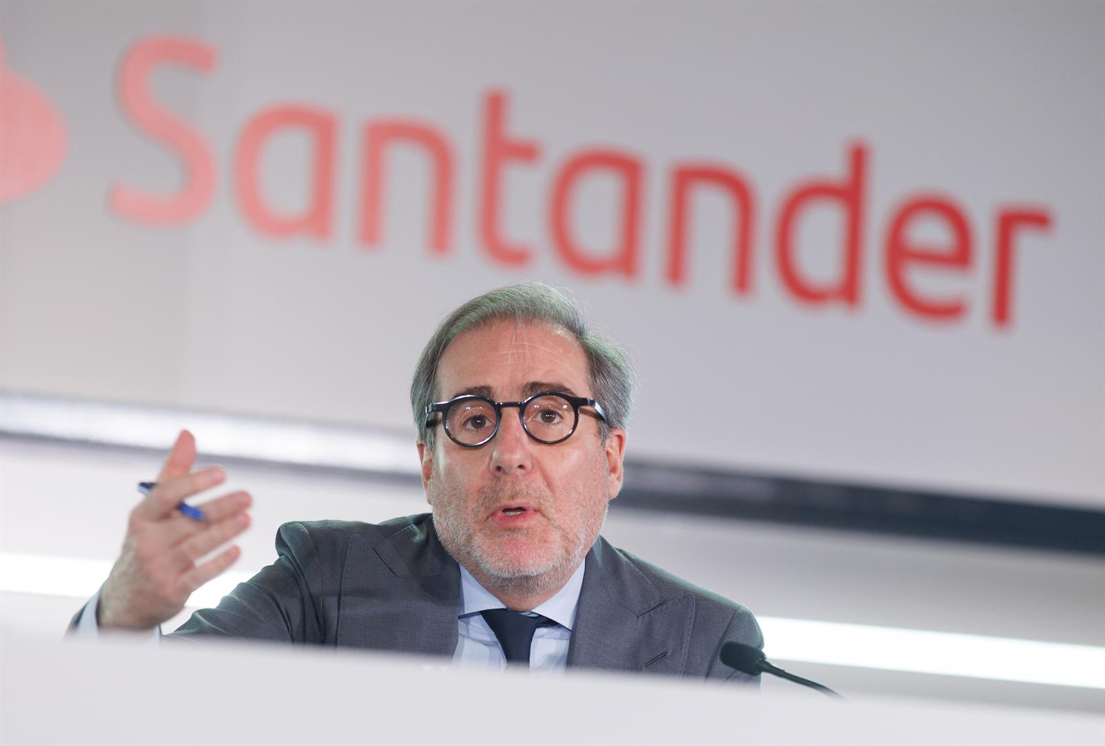 Santander pide al nuevo Gobierno que impulse el crecimiento económico y «reglas claras»