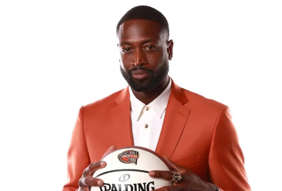 Dwyane Wad celebra su nombramiento en el Salón de la Fama de la NBA con un lanzamiento de cannabis