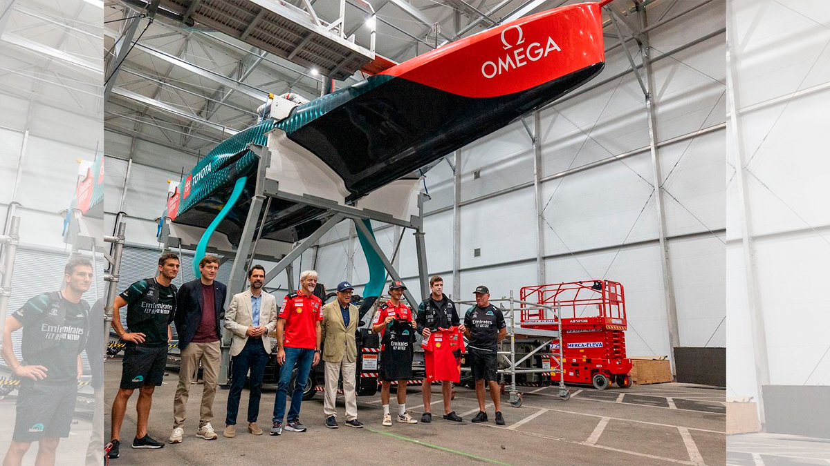 El Emirates Team New Zealand se hermana con Ducati Lenovo Team en un encuentro entre campeones en Barcelona