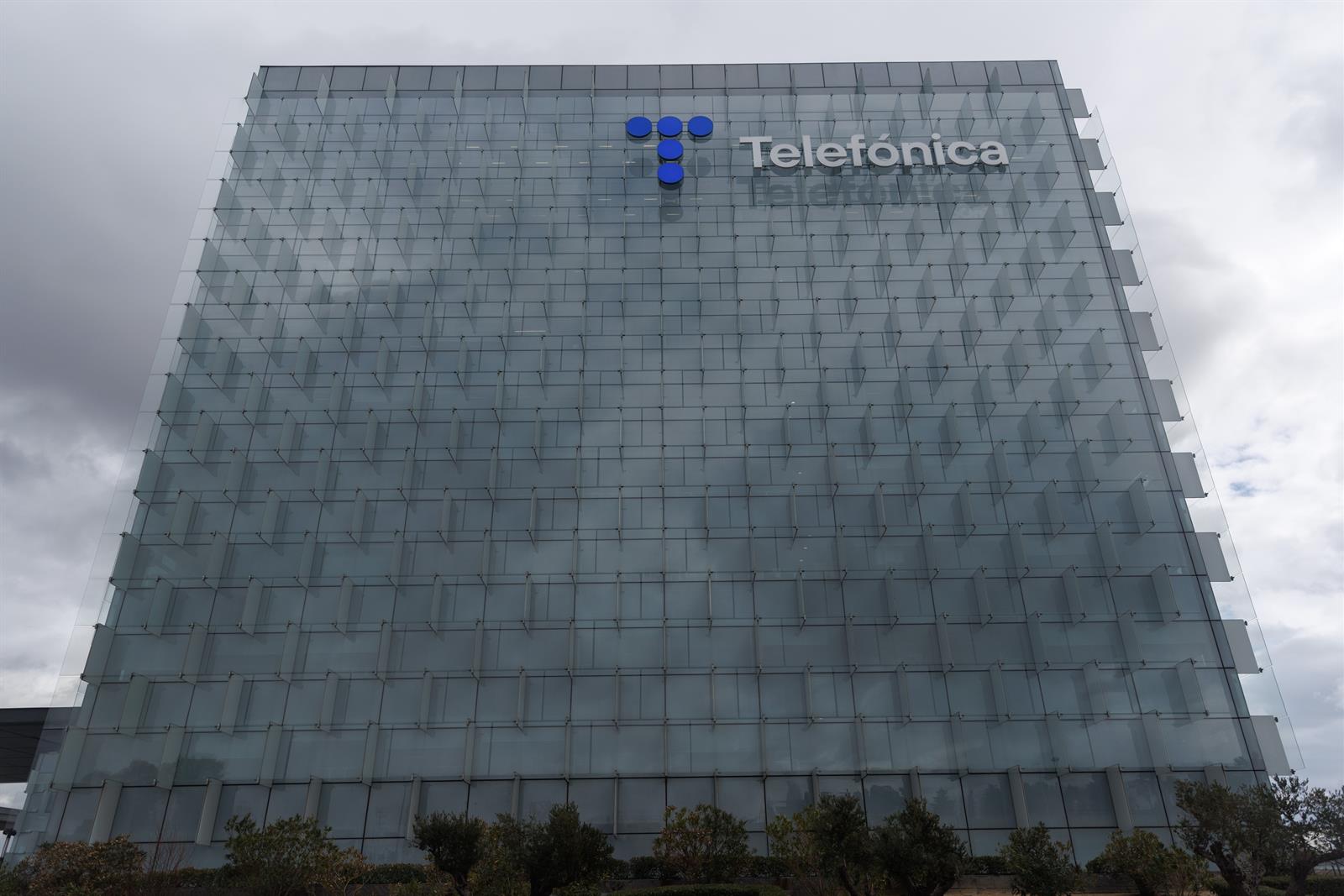 Telefónica emite con éxito un híbrido verde por importe de 750 millones de euros