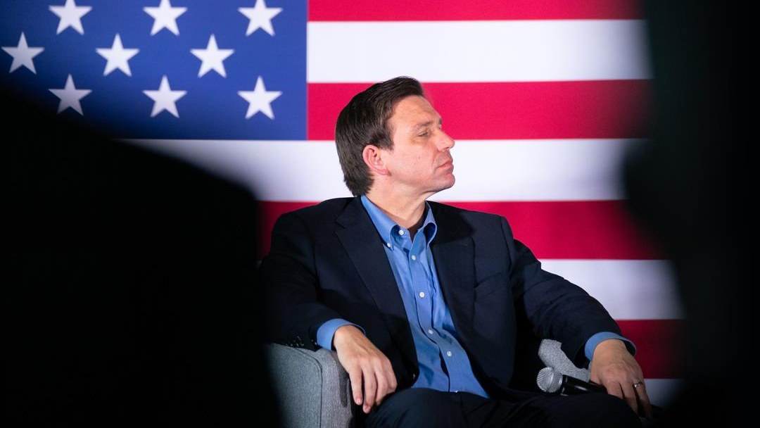 Así se hizo rico el candidato republicano y gobernador de Florida Ron DeSantis