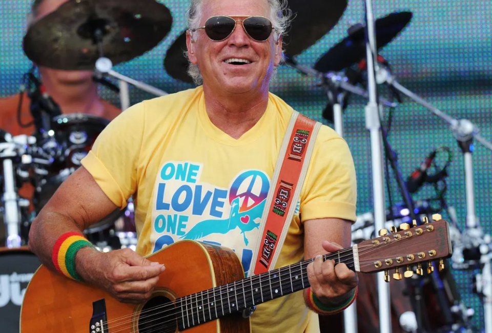 Recordando a Jimmy Buffett: una mirada a los 30 años de historia del improbable multimillonario con Forbes