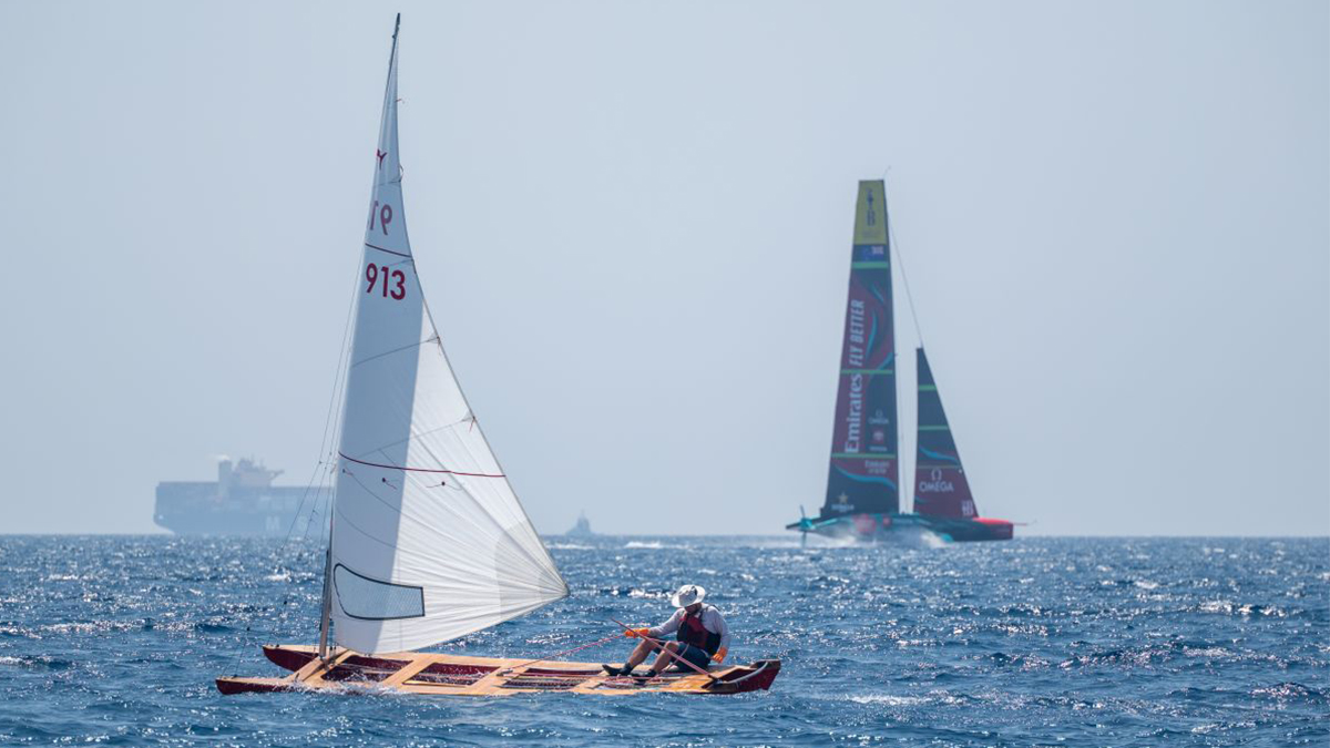 Vilanova i la Geltrú, punto de partida del programa de regatas paralelas a la America’s Cup con una numerosa exhibición de Patí Català