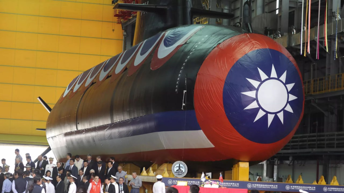 Así es el ‘monstruo marino’, el primer submarino construido por Taiwán