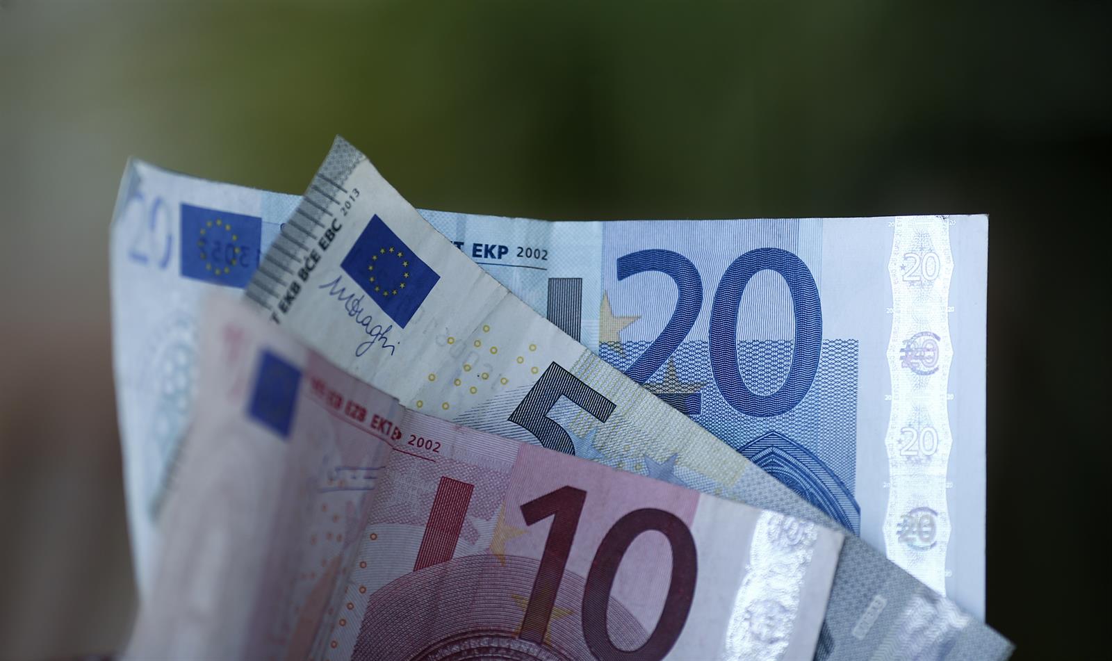 El patrimonio de los planes de pensiones resta 512 millones en agosto y mantiene los 84.000 millones