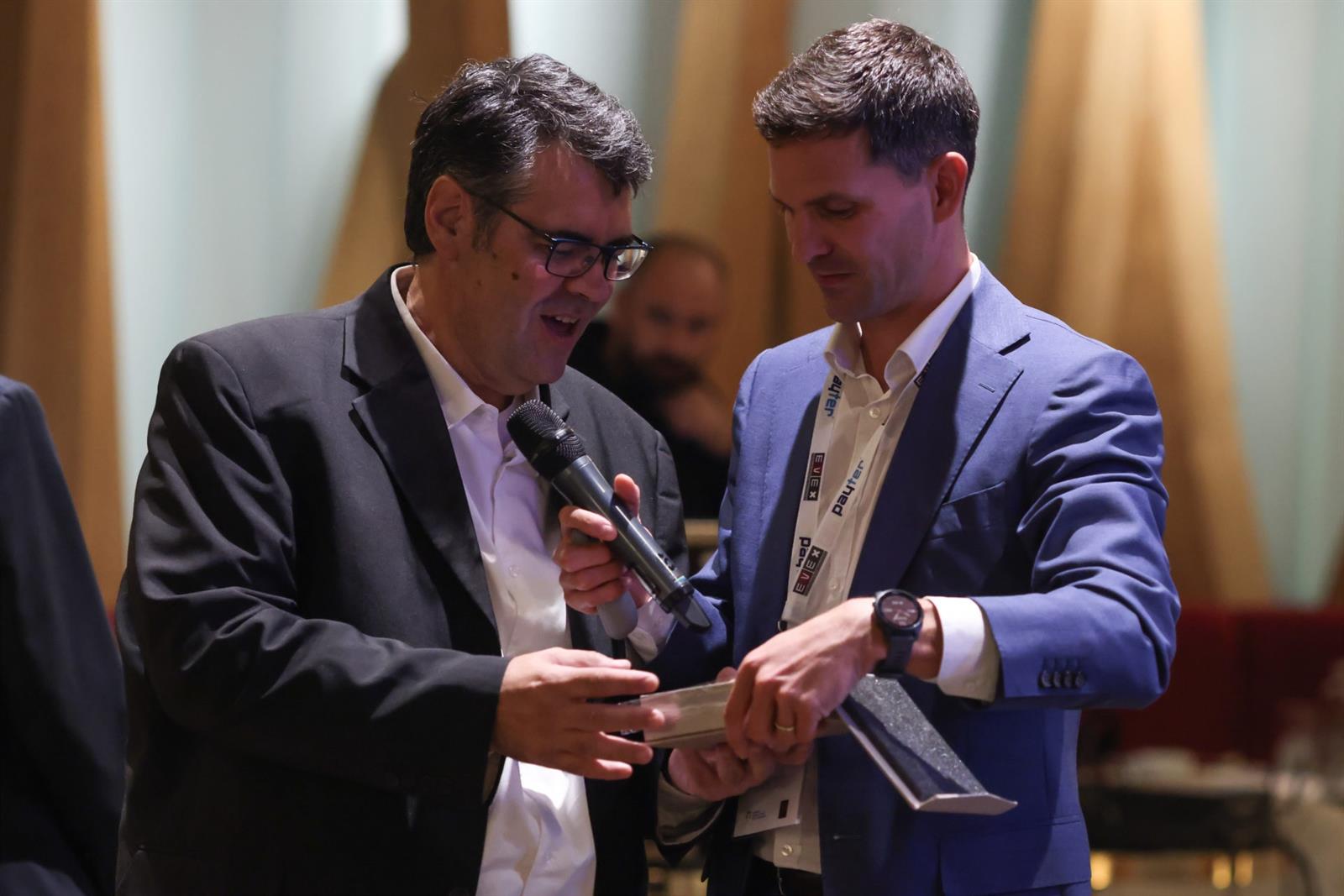 Grupo Azkoyen, premiado por su tecnología MIA Easymilk en los EVA Awards 2023