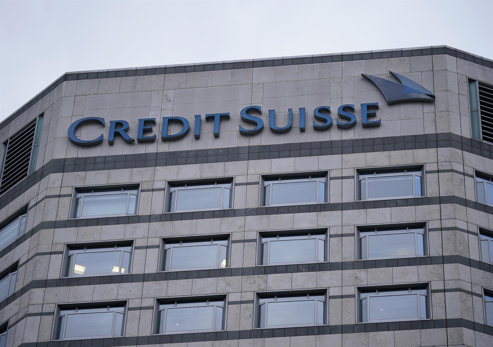 Credit Suisse deberá pagar 695 millones de euros al ex primer ministro georgiano Bidzina Ivanishvili