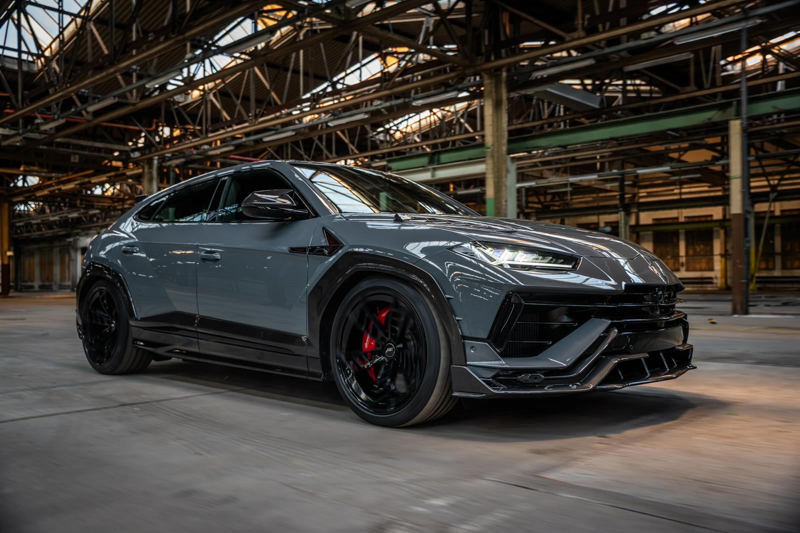 La elegancia se une a la potencia: exclusivo modelo especial ABT Urus Scatenato limitado a 99 unidades