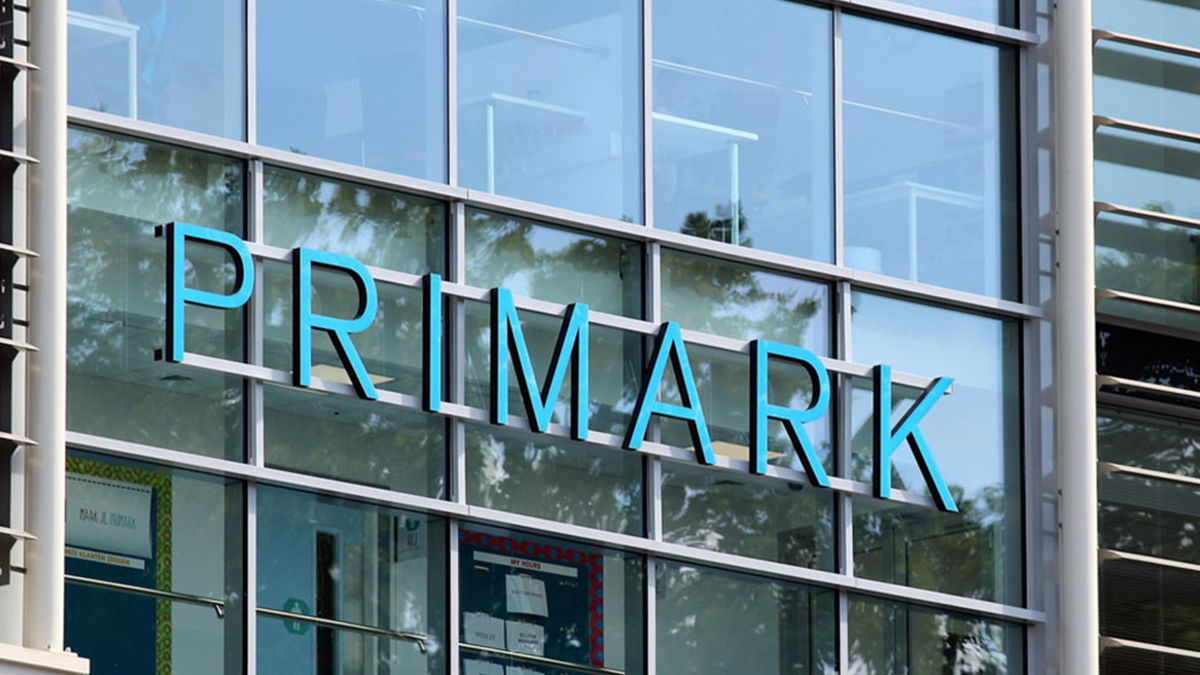 La filial española de Primark factura un 33% más y supera los 1.500 millones de euros