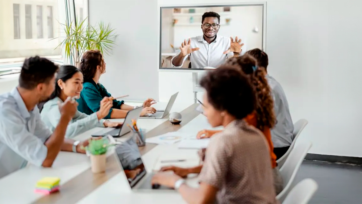 Ocho cosas que hacer en las reuniones para demostrar que eres un líder