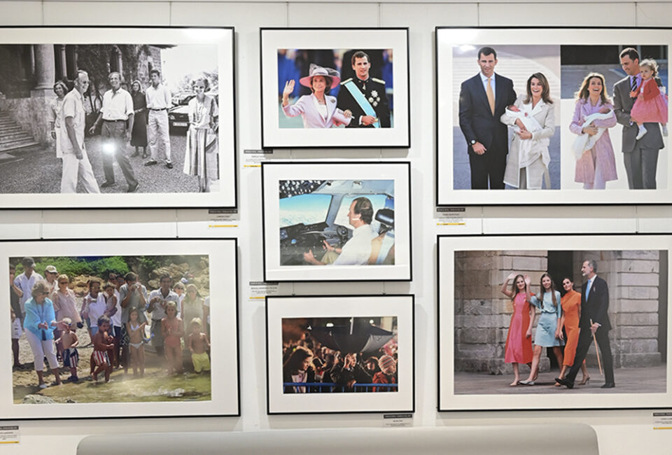 Fotogalería | Así es la nueva exposición ‘Familia real, familia del Rey’ de Galería Nikon