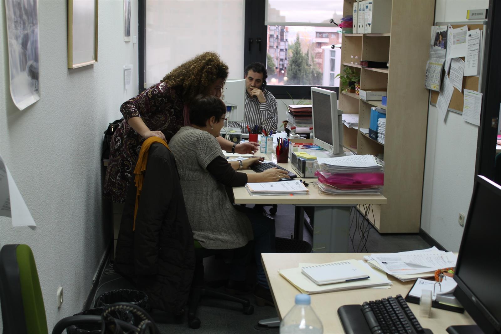 El BOE publica la subida adicional del 0,5% en el salario de los empleados públicos