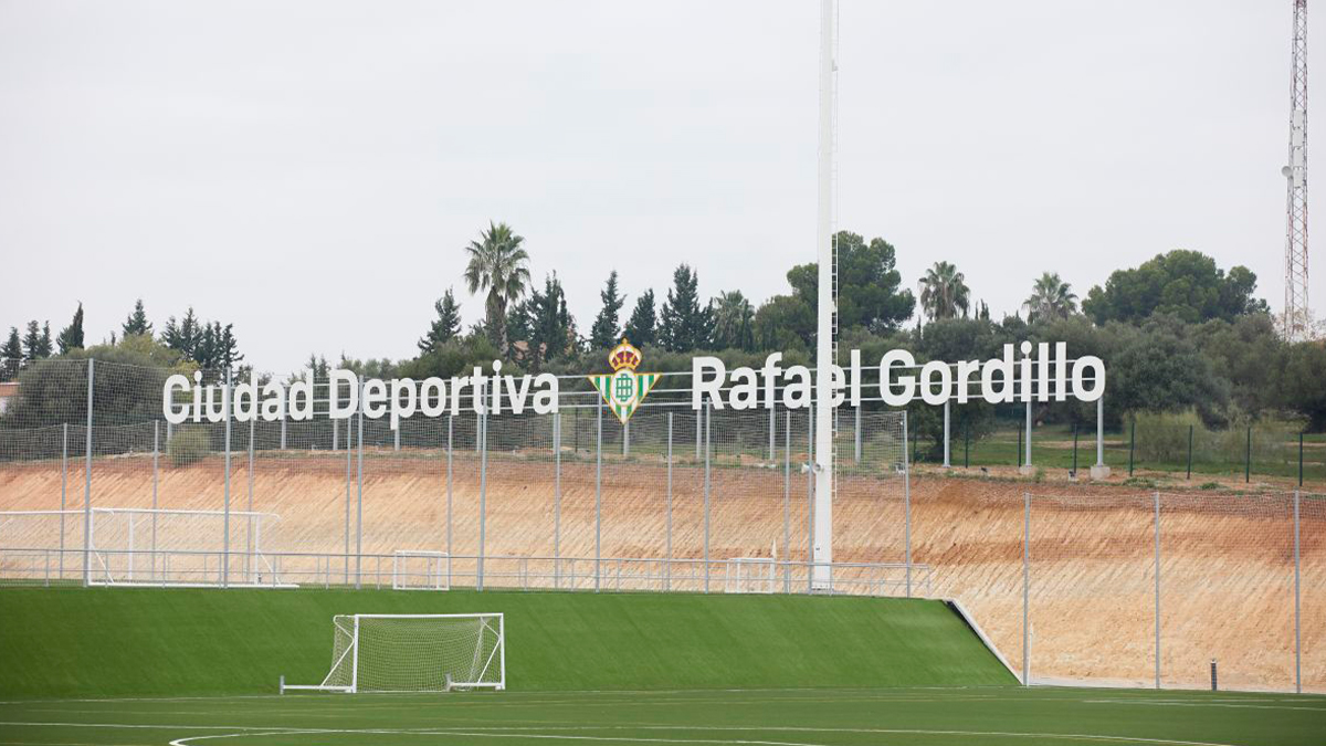 El Real Betis estrena su nueva ciudad deportiva ‘Rafael Gordillo’ y el Málaga CF inaugura la primera fase de la suya