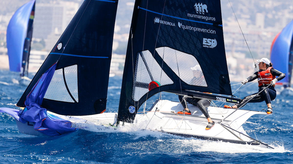 Echegoyen y Barceló asaltan el podio del europeo de 49er FX en la segunda jornada