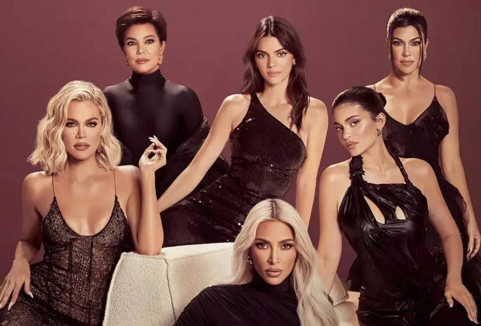 La icónica mansión familiar de las Kardashian está a la venta por 13,5 millones de dólares