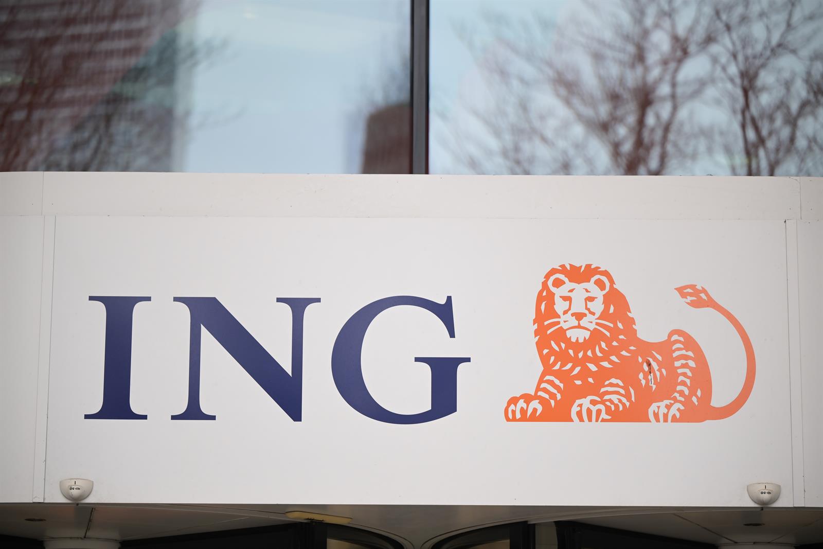 ING más que duplica sus beneficios hasta septiembre y gana 5.728 millones de euros