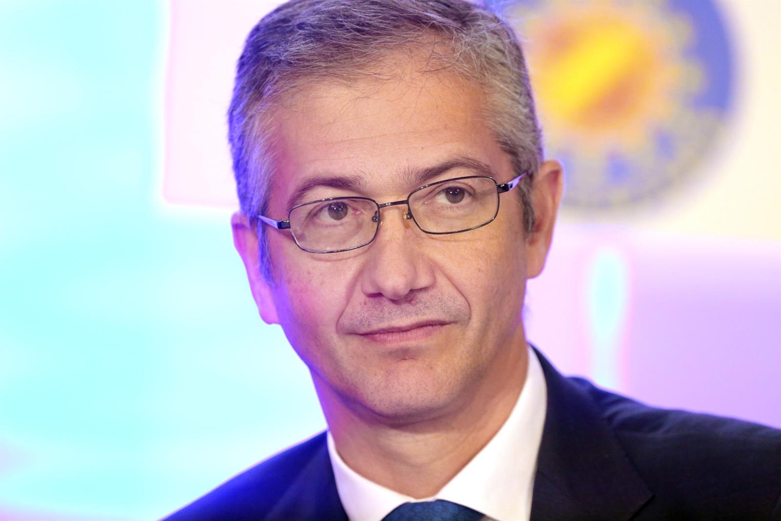 Hernández de Cos (Banco de España) pide «no dar por garantizada» la resiliencia del mercado laboral español