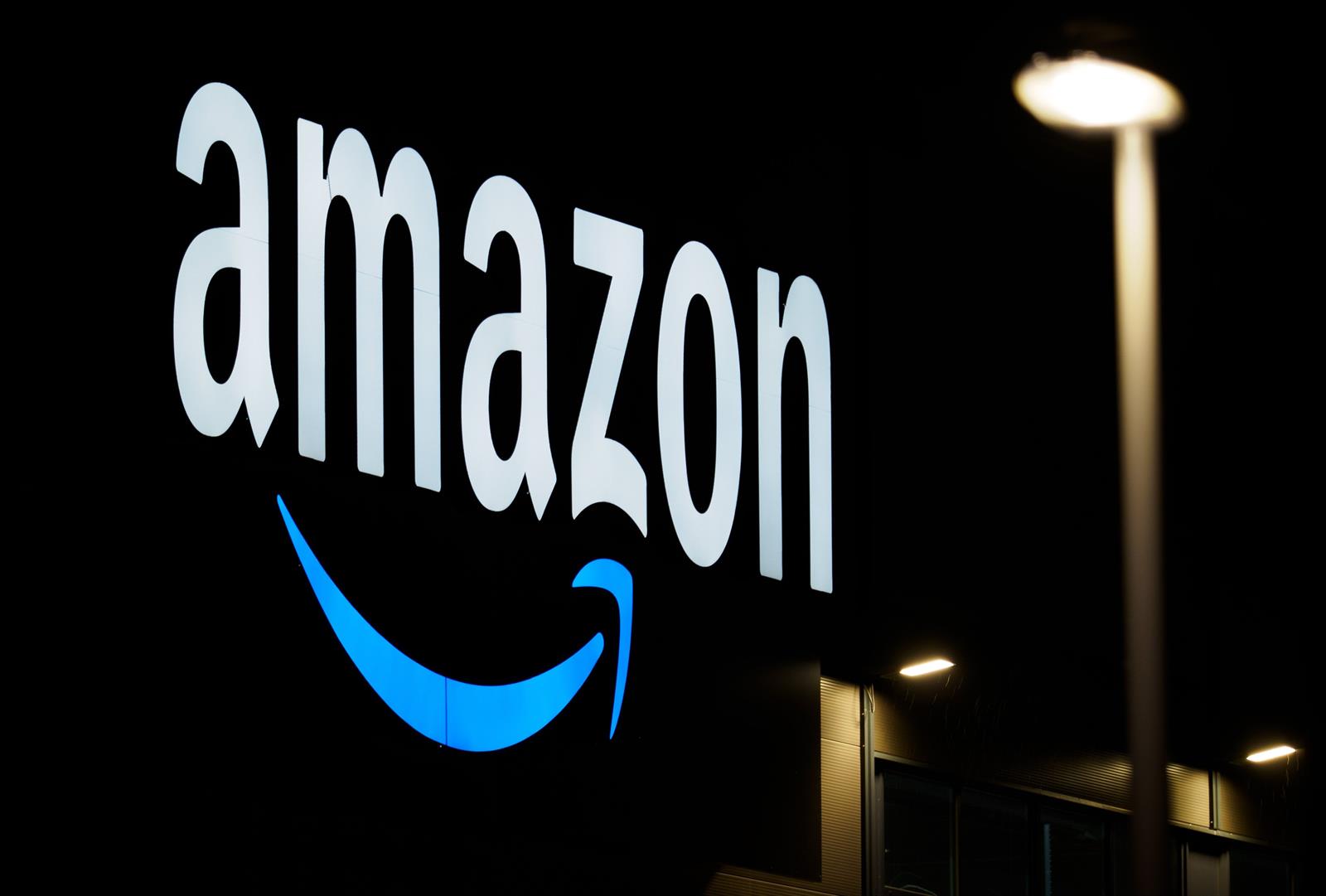Bruselas da 3 semanas a Amazon para que explique las medidas para reforzar protección del consumidor