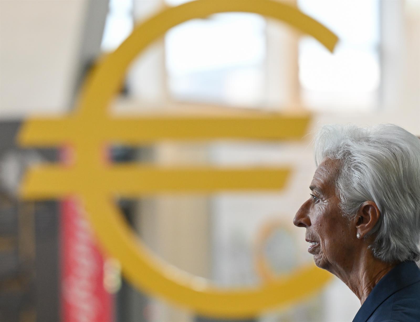 El Consejo del BCE decidió dejar abierta la puerta a más subidas de tipos