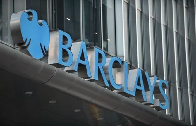 Barclays ultima un ajuste de 900 empleos, según sindicato