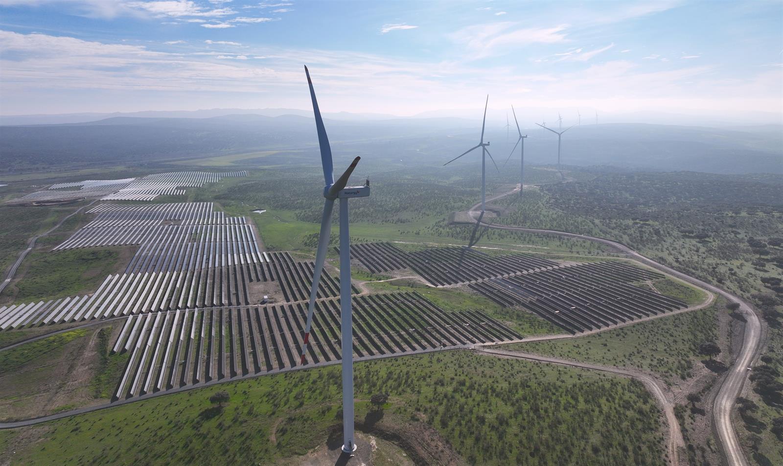 La justicia británica embarga 800.000 euros a España por el laudo de las renovables