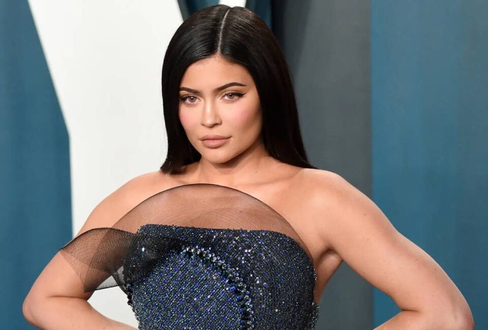 La marca de ropa de Kylie Jenner logra un millón de dólares en su primera hora de venta