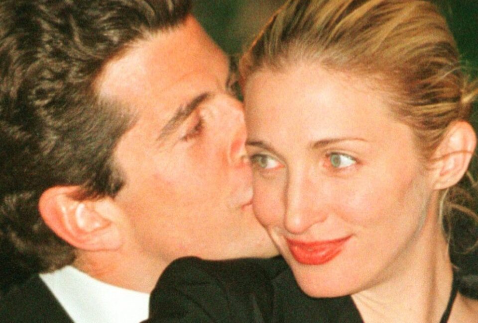 John Kennedy y Carolyn Bessette: una historia de amor y tragedia que pronto se convertirá en serie