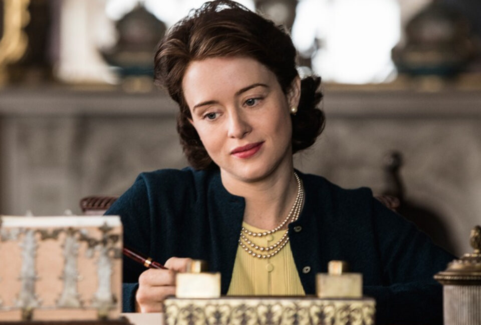 El motivo por el que la actriz Claire Foy se niega a firmar autógrafos con boli azul