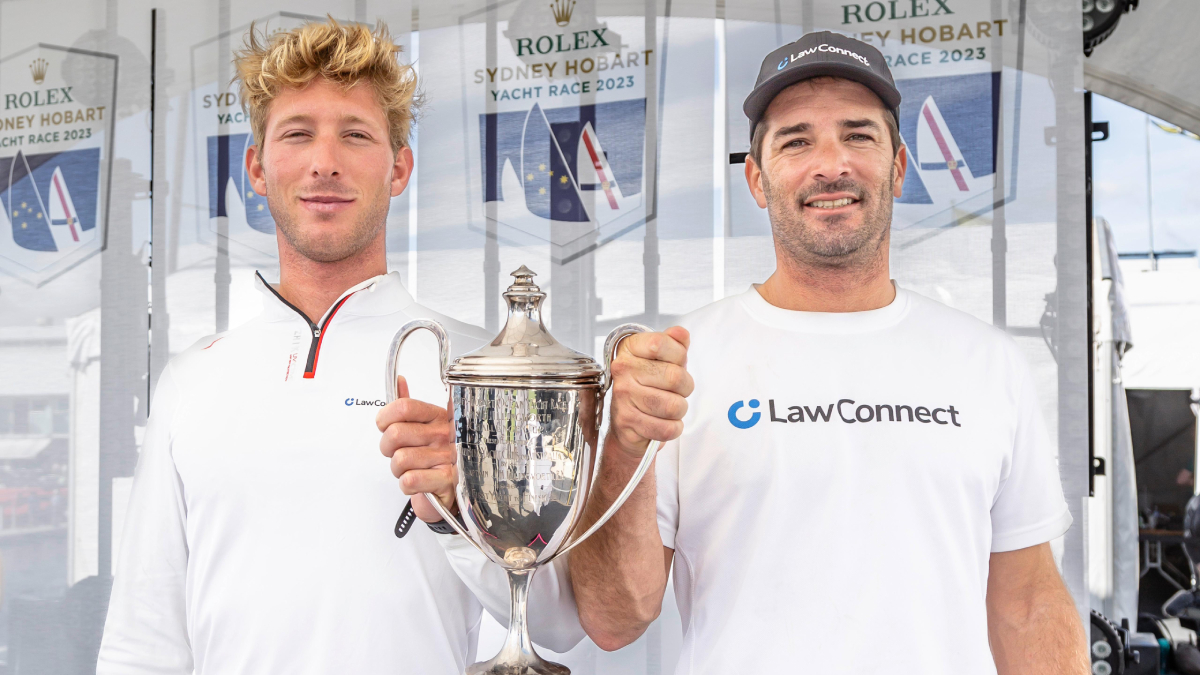 Trepidante victoria para los españoles Carlos Hernández y Simbad Quiroga en la 78 Rolex Sydney Hobart