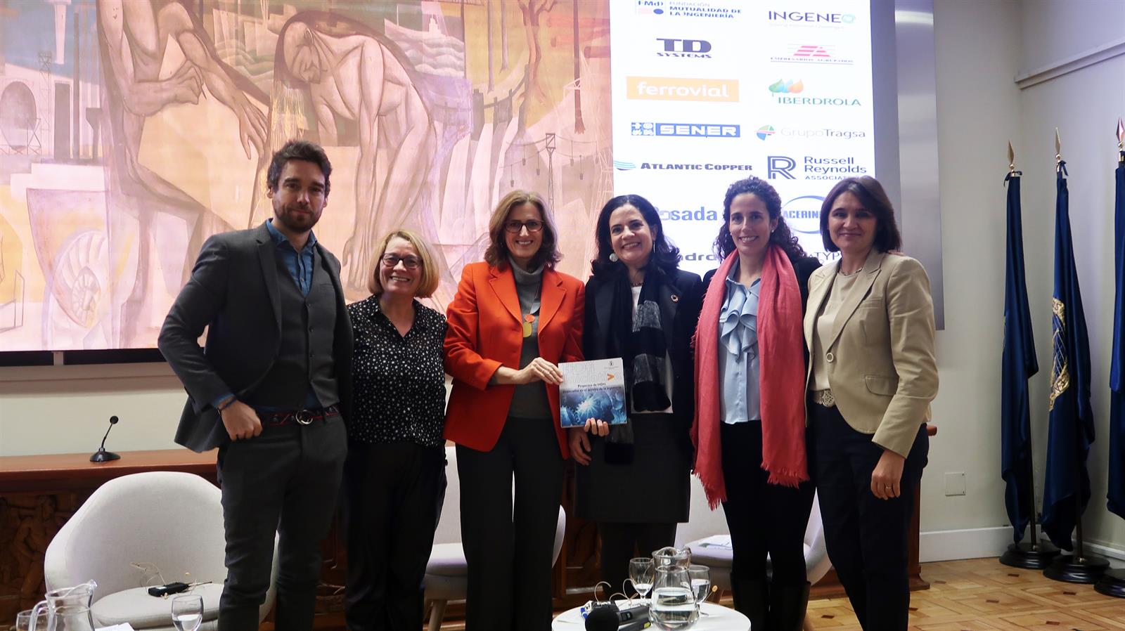 López-Izquierdo (Tragsa) destaca la aportación de la empresa al medio rural y la fijación de población