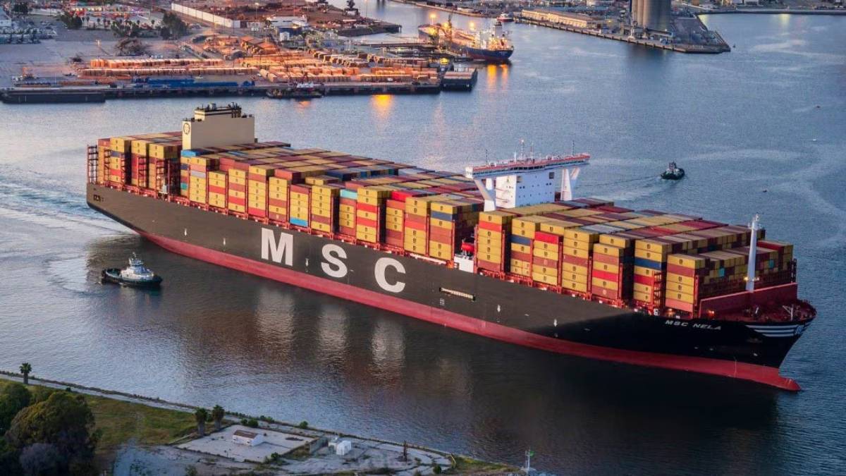 Por qué MSC y Maersk han decidido suspender sus rutas por el mar Rojo