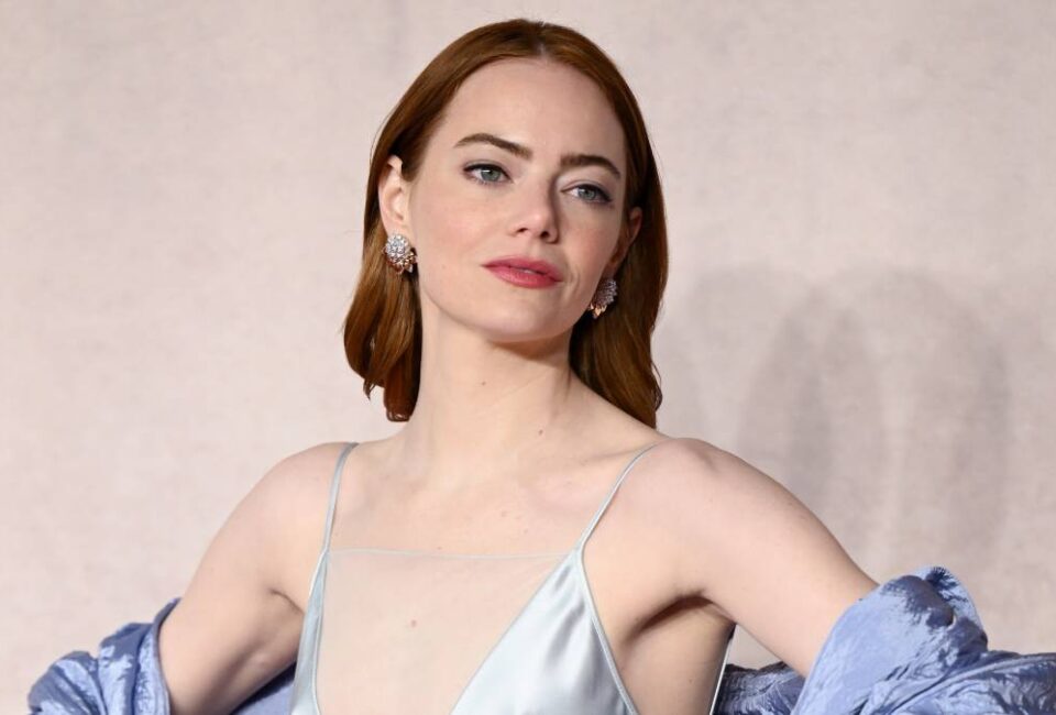 Emma Stone protagoniza ‘Pobres Criaturas’, película que aumentará su fortuna