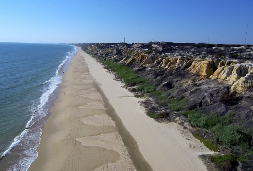 Turismo de Huelva regala una casa en la playa para trabajar durante 21 días y conocer todo lo que ofrece la provincia