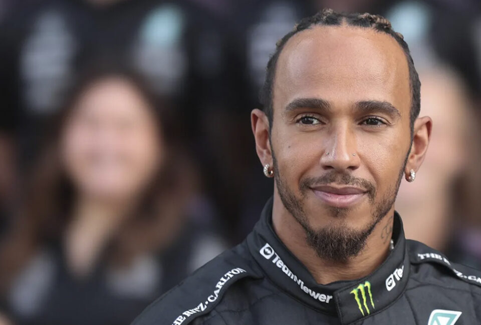 Lewis Hamilton vende toda su colección de coches de lujo valorada en 14 millones de euros