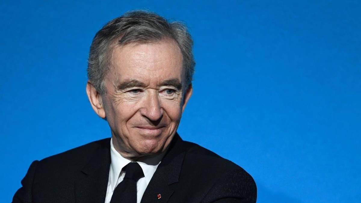 Bernard Arnault supera a Elon Musk como la persona más rica del mundo