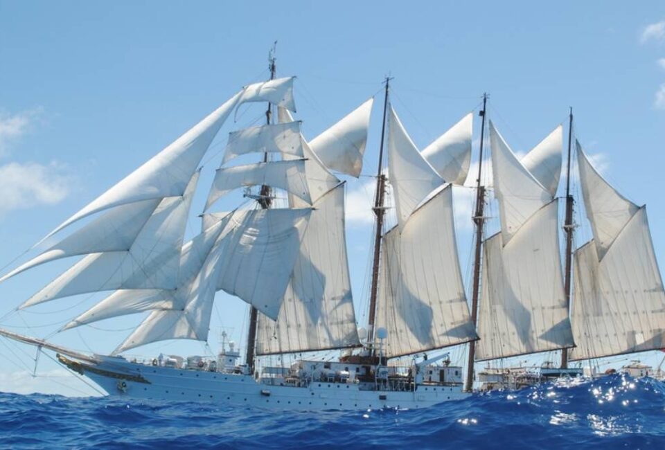 El Buque Escuela ‘Juan Sebastián de Elcano’ inicia su 96º crucero de instrucción