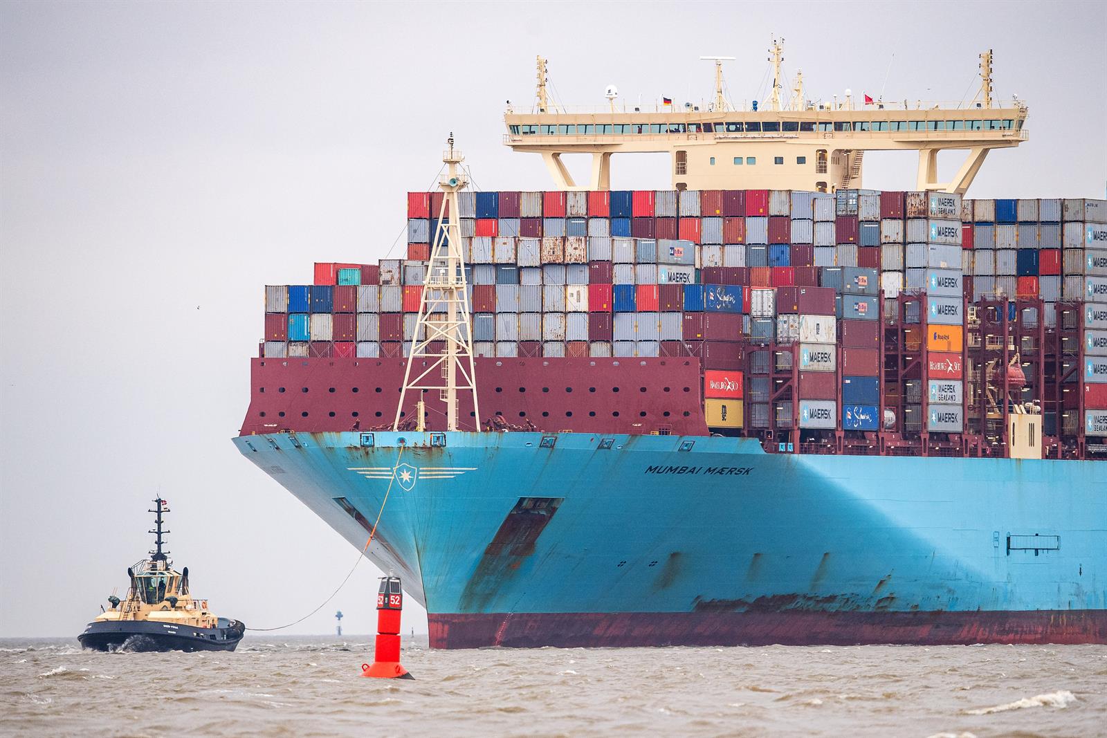 La danesa Maersk suspende «hasta nuevo aviso» el tránsito de todos sus barcos por el mar Rojo