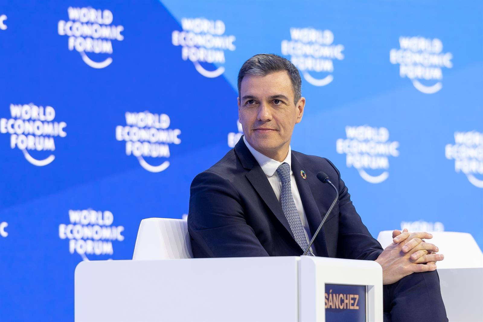Ignacio Sánchez Galán y Rafael del Pino acuden a la reunión de Pedro Sánchez en Davos con el Ibex 35