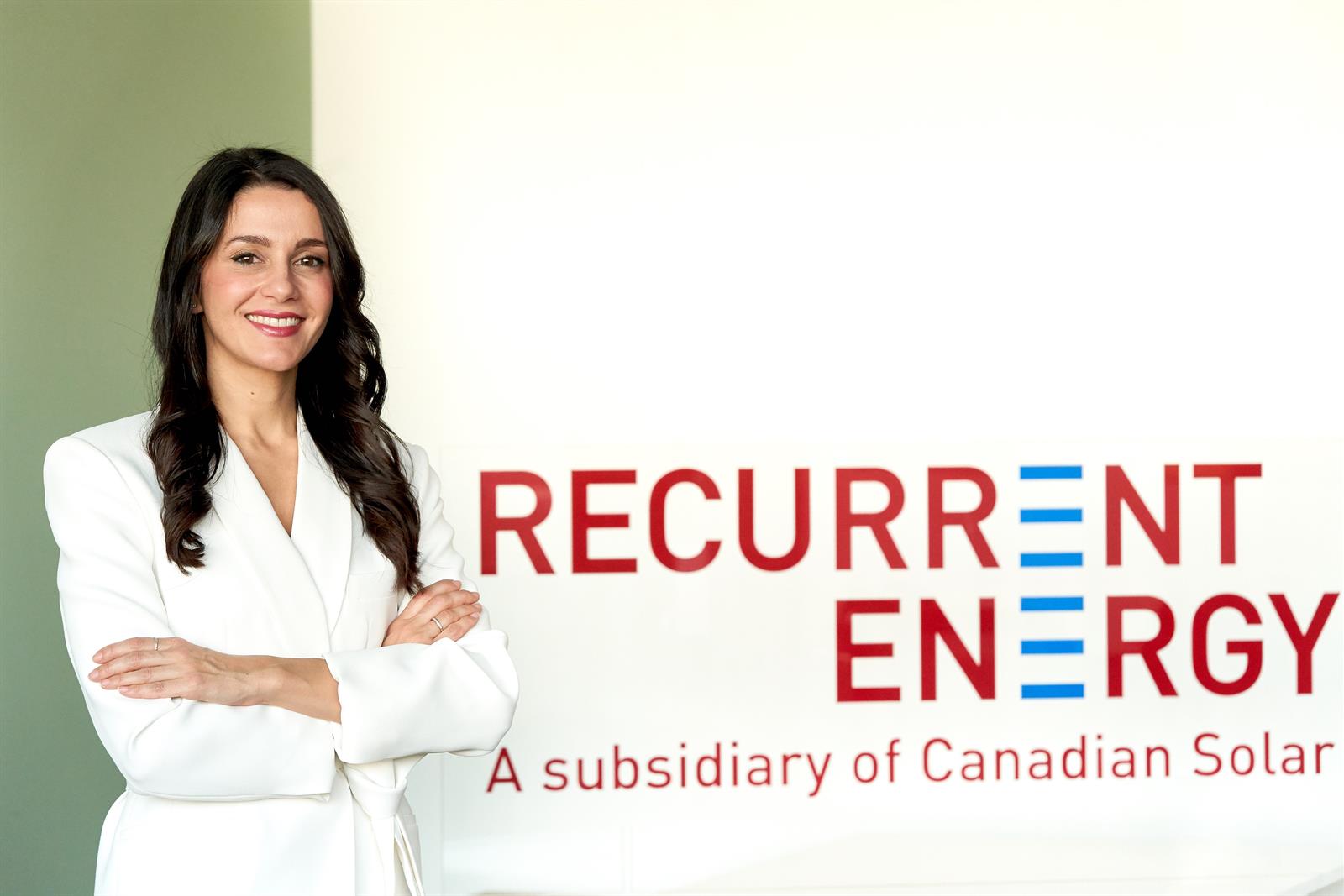 BlackRock invierte 460 millones en Recurrent Energy, filial de Canadian Solar, para impulsar su crecimiento