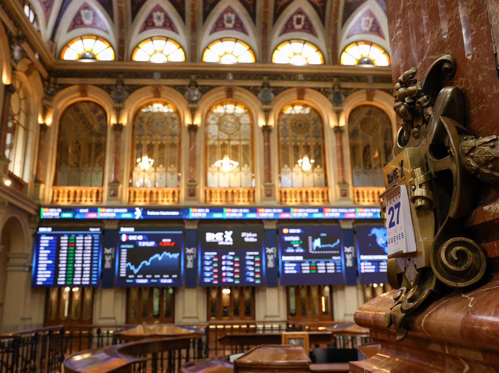 El Comité del Ibex incluye a Sabadell, Unicaja y otros cinco valores en el Ibex Top Dividendo