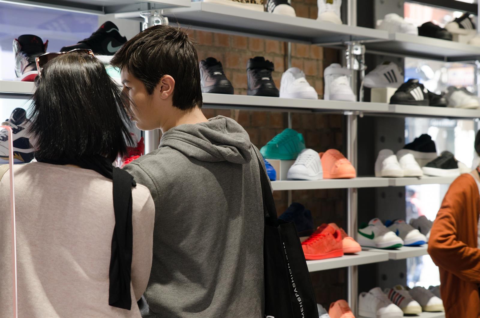 El comercio minorista registró un aumento récord de sus ventas del 6,1% en 2023