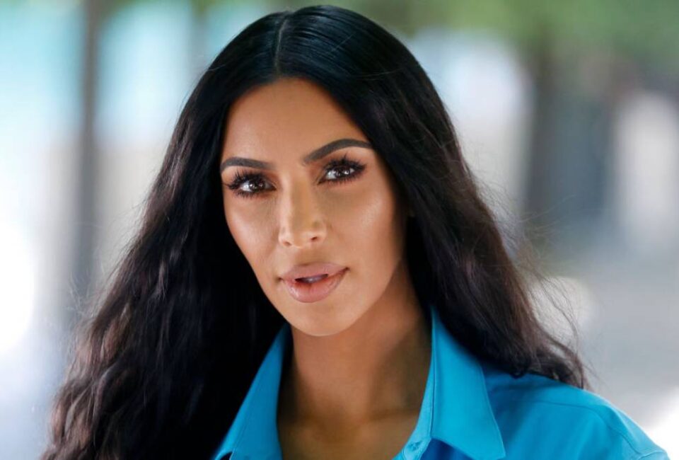 Kim Kardashian se suma con su marca de ropa SKIMS a las donaciones y contribuciones por los incendios de Los Ángeles