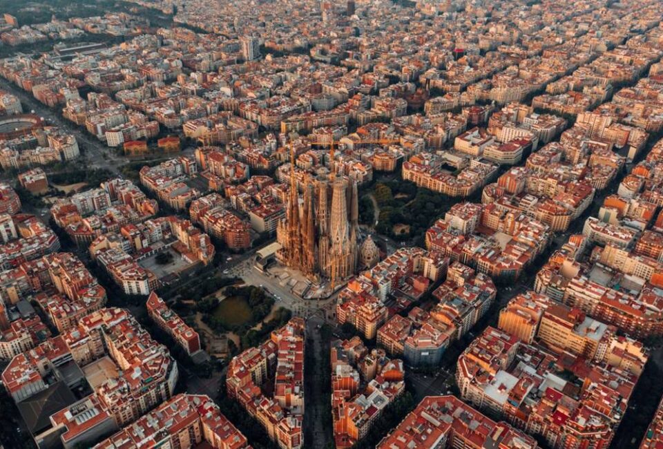 El plan de 100 millones de euros con el que Barcelona quiere combatir la turismofobia