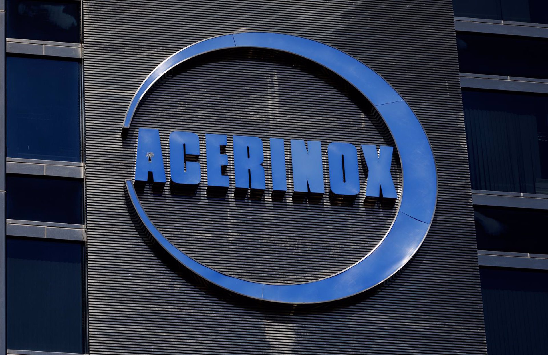 Acerinox cierra un acuerdo para comprar la estadounidense Haynes por 740 millones de euros